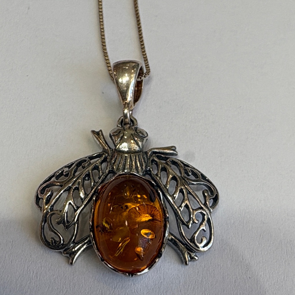 Sterlingsilver And Amber Bee Pendant Necklace